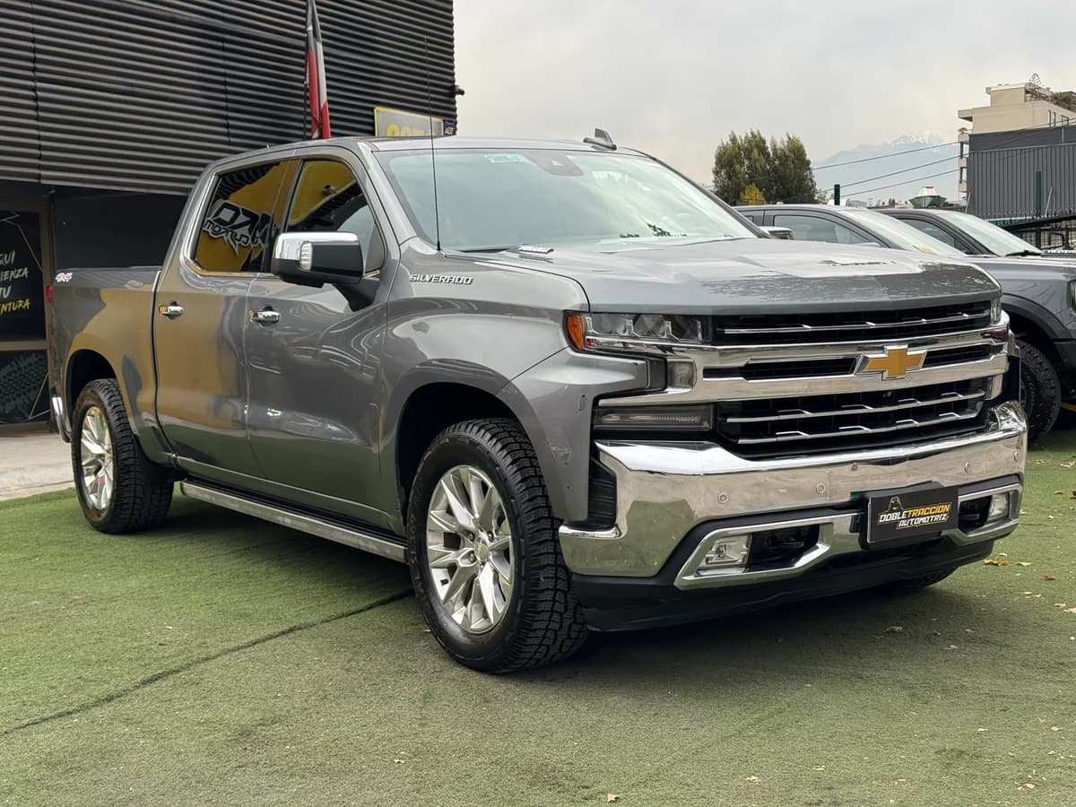 Chevrolet Silverado LTZ 2022 - Imagen 1