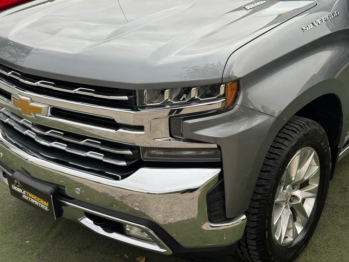 Chevrolet Silverado LTZ 2022 - Imagen 7
