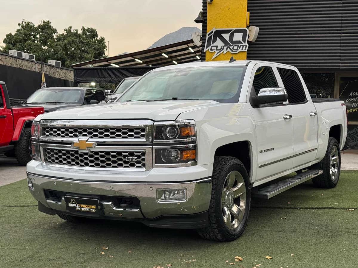 Chevrolet Silverado LTZ 2015 - Imagen 3