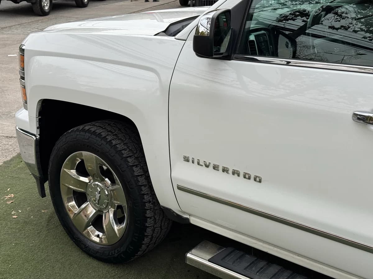 Chevrolet Silverado LTZ 2015 - Imagen 8