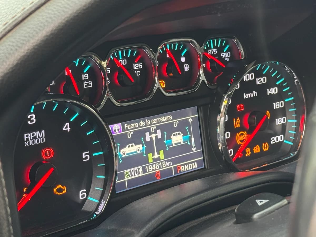 Chevrolet Silverado LTZ 2015 - Imagen 12