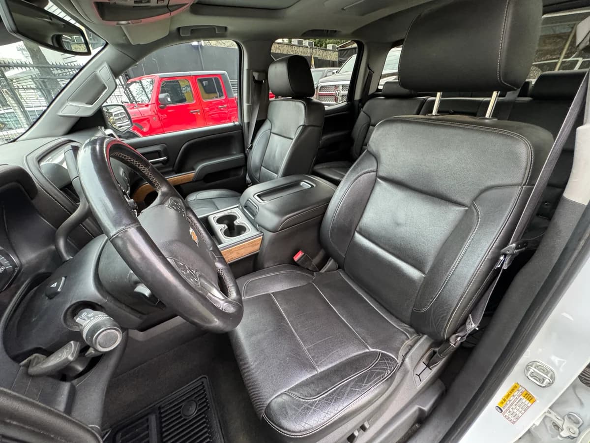 Chevrolet Silverado LTZ 2015 - Imagen 13