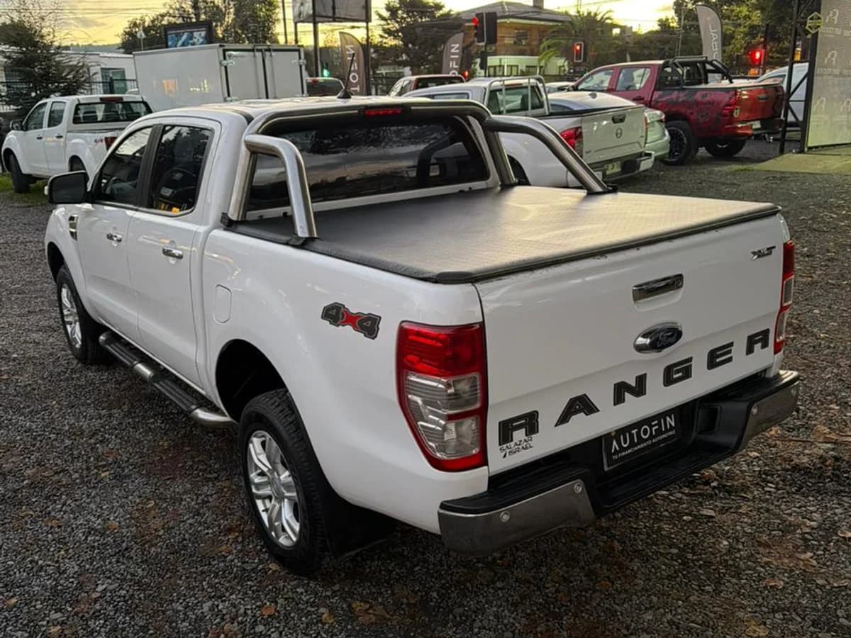 FORD RANGER XLT 4X4 3.2 AUT 2020 - Imagen 4