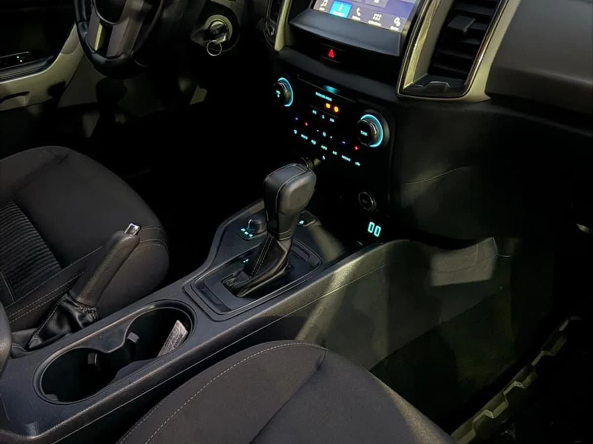 FORD RANGER XLT 4X4 3.2 AUT 2020 - Imagen 5