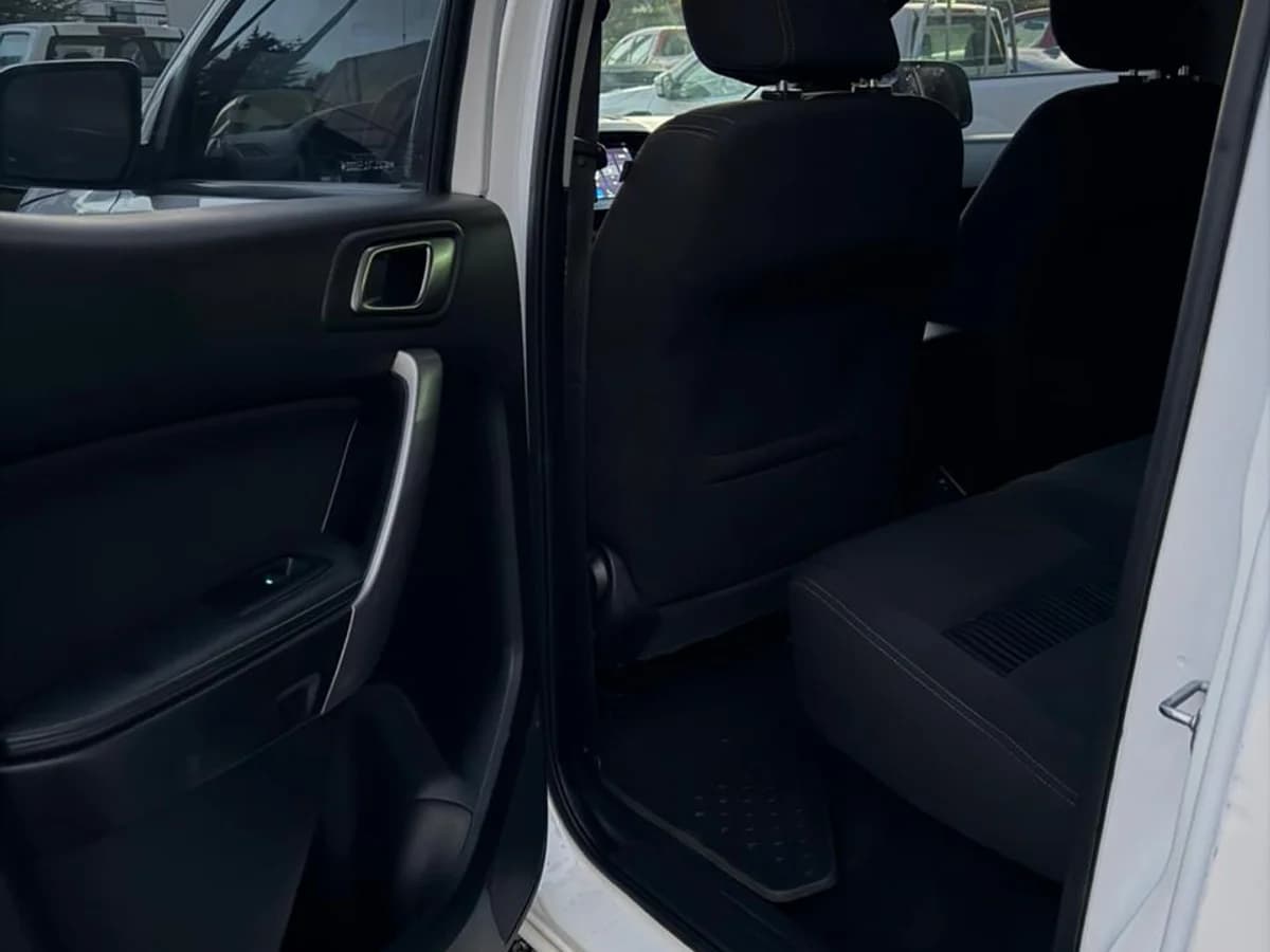 FORD RANGER XLT 4X4 3.2 AUT 2020 - Imagen 8