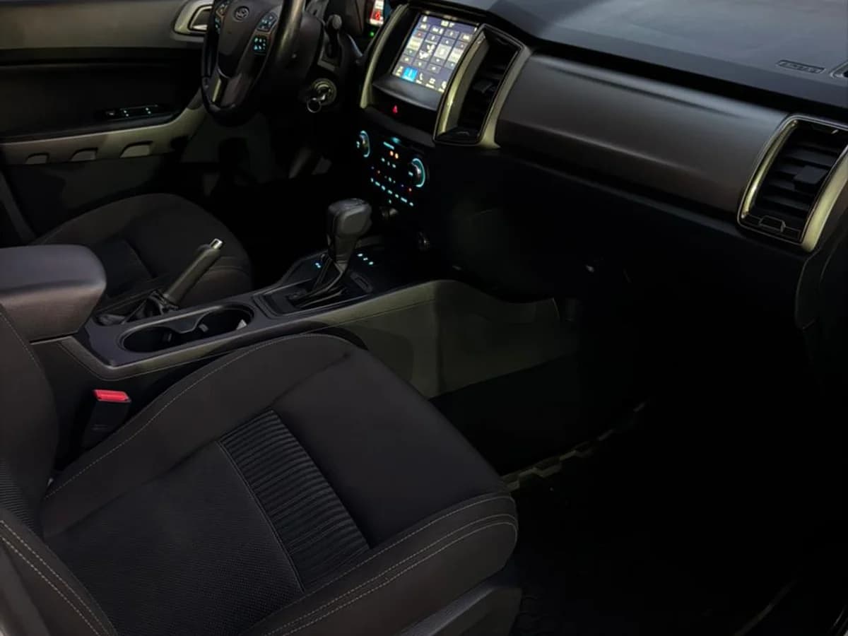 FORD RANGER XLT 4X4 3.2 AUT 2020 - Imagen 10