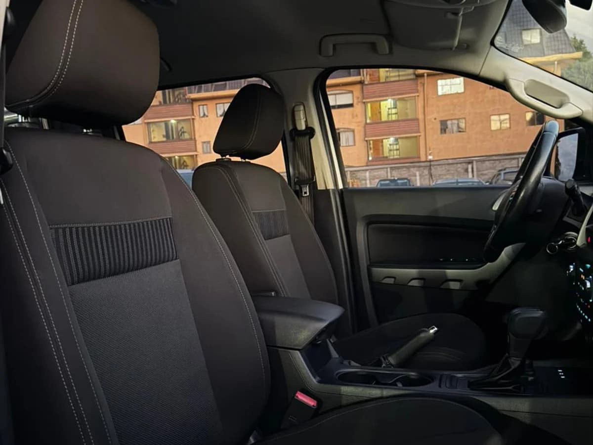 FORD RANGER XLT 4X4 3.2 AUT 2020 - Imagen 12