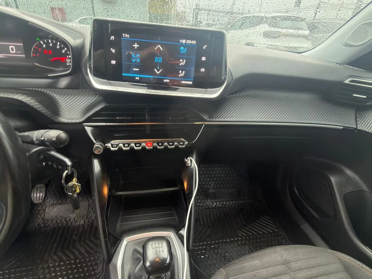 PEUGEOT 2008 DIÉSEL MT. 2021 - Imagen 8