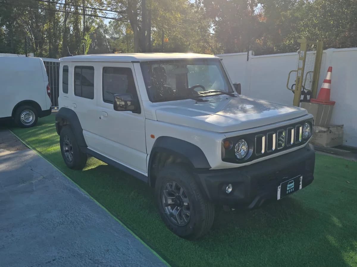 JIMNY 1.5 AT GLX 5P - Imagen 2