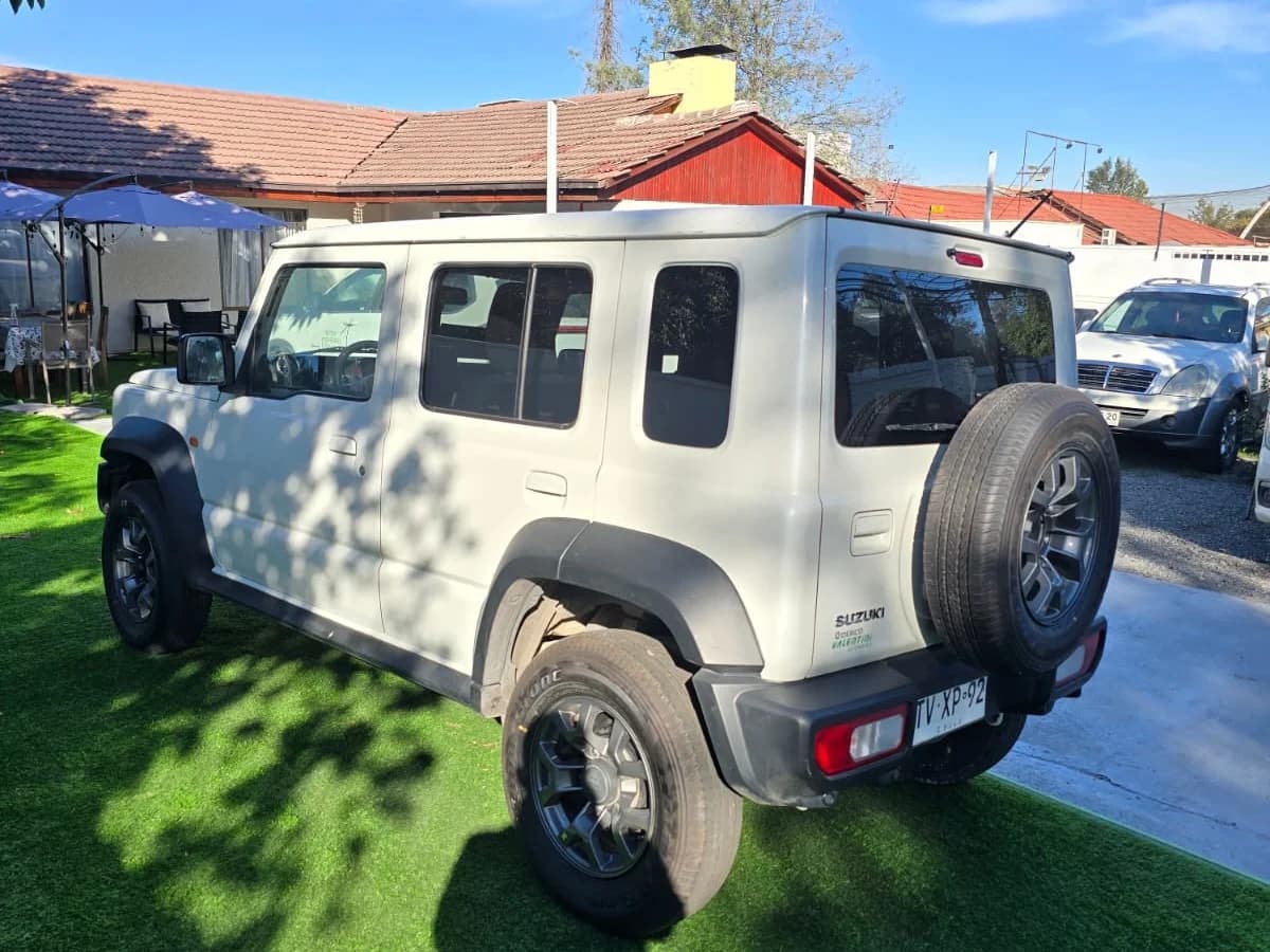 JIMNY 1.5 AT GLX 5P - Imagen 9