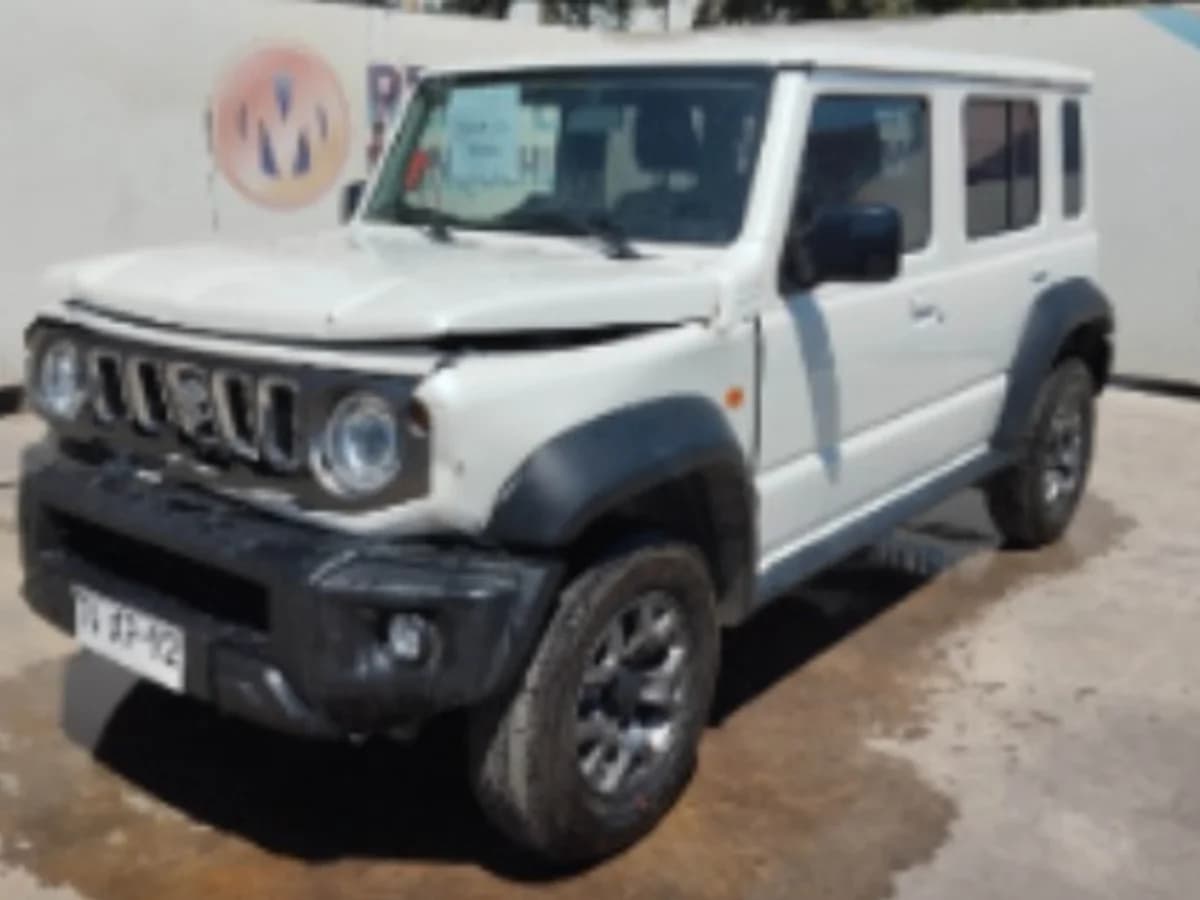 SUZUKI JIMNY AWD 1.5L AT GLX 5P (Pérdida asimilada) - Imagen 13