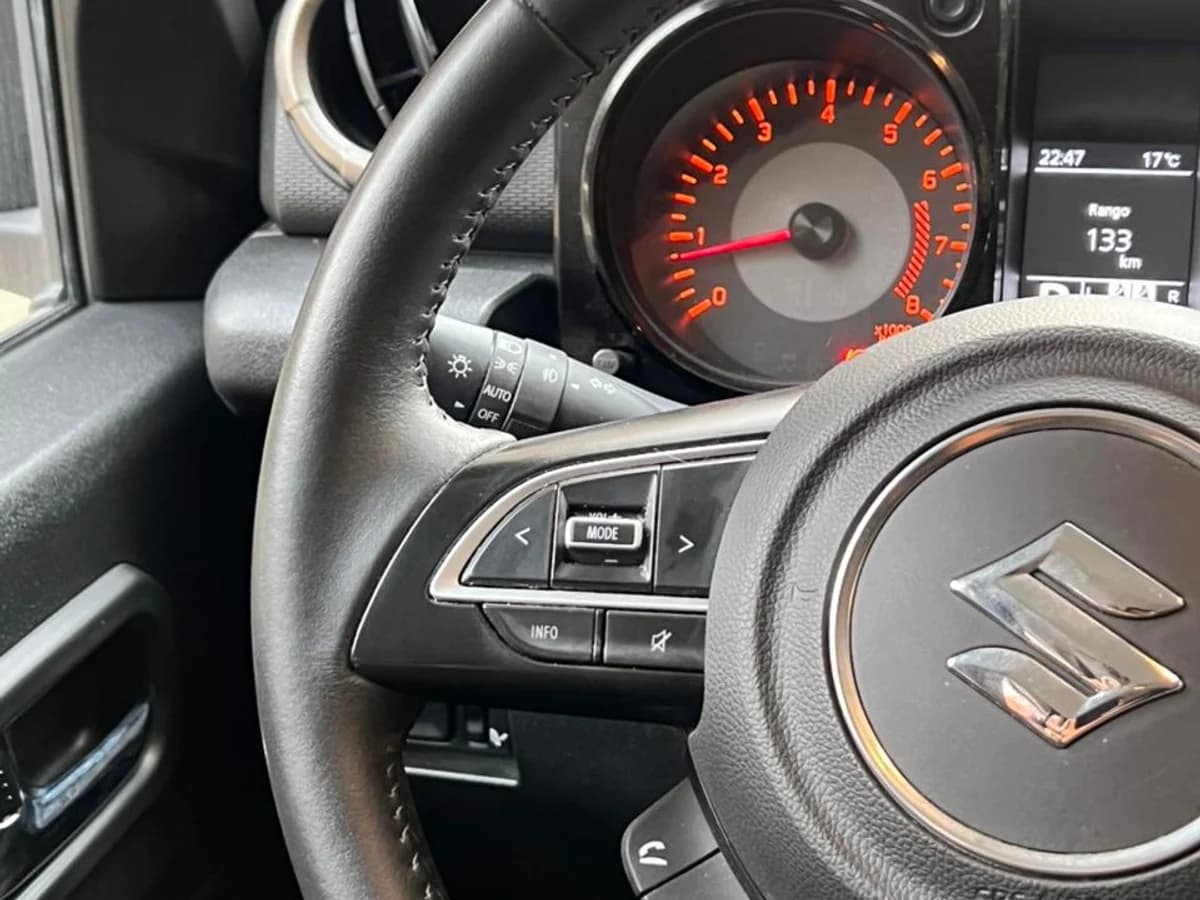 SUZUKI JIMNY AWD 1.5L AT GLX 5P (Pérdida asimilada) - Imagen 17