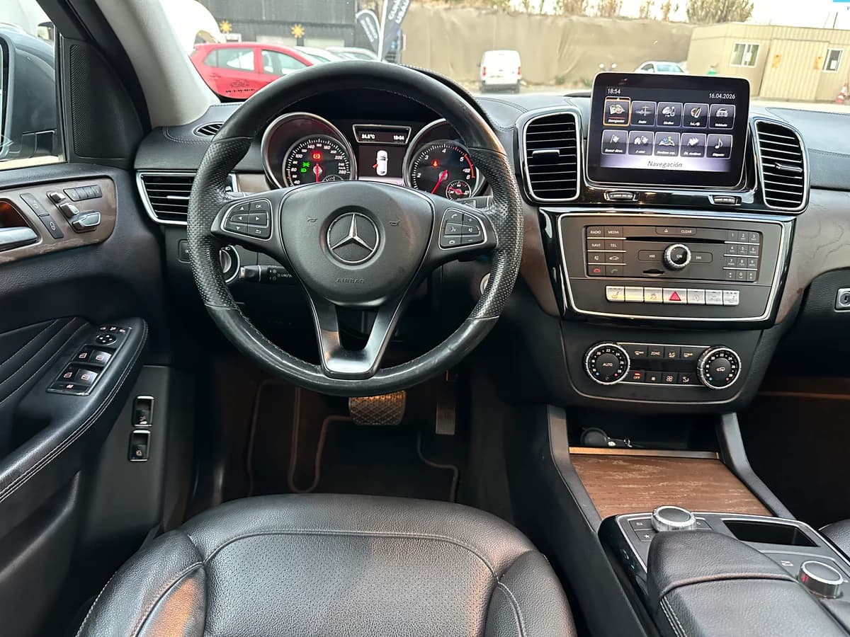 MERCEDES BENZ 350D COUPE SPORT LOOK AMG DIESEL 2018 - Imagen 23