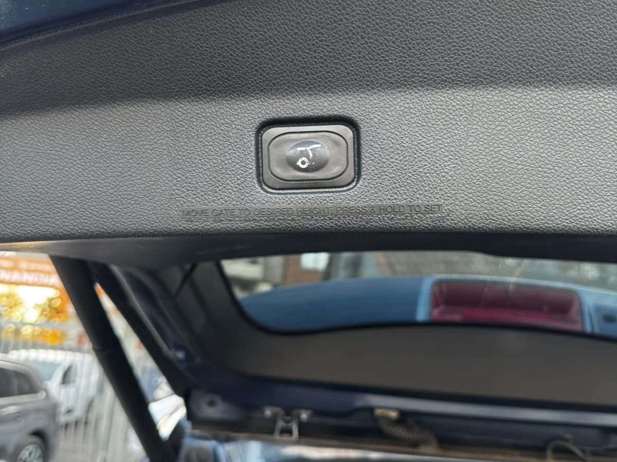 FORD EXPLORER LTD 2019 - Imagen 9