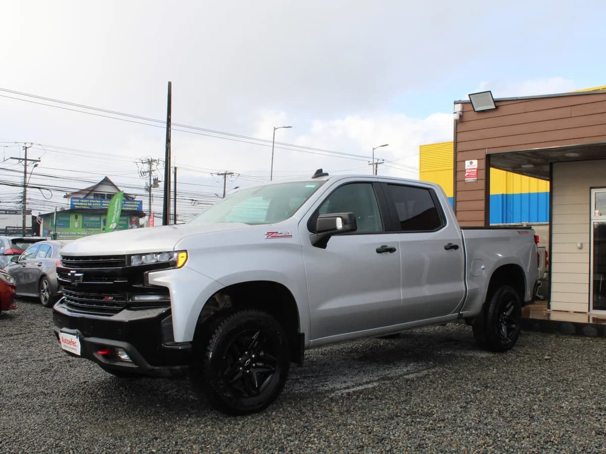 CHEVROLET SILVERADO TRAIL BOSS Z71 2021 - Imagen 1