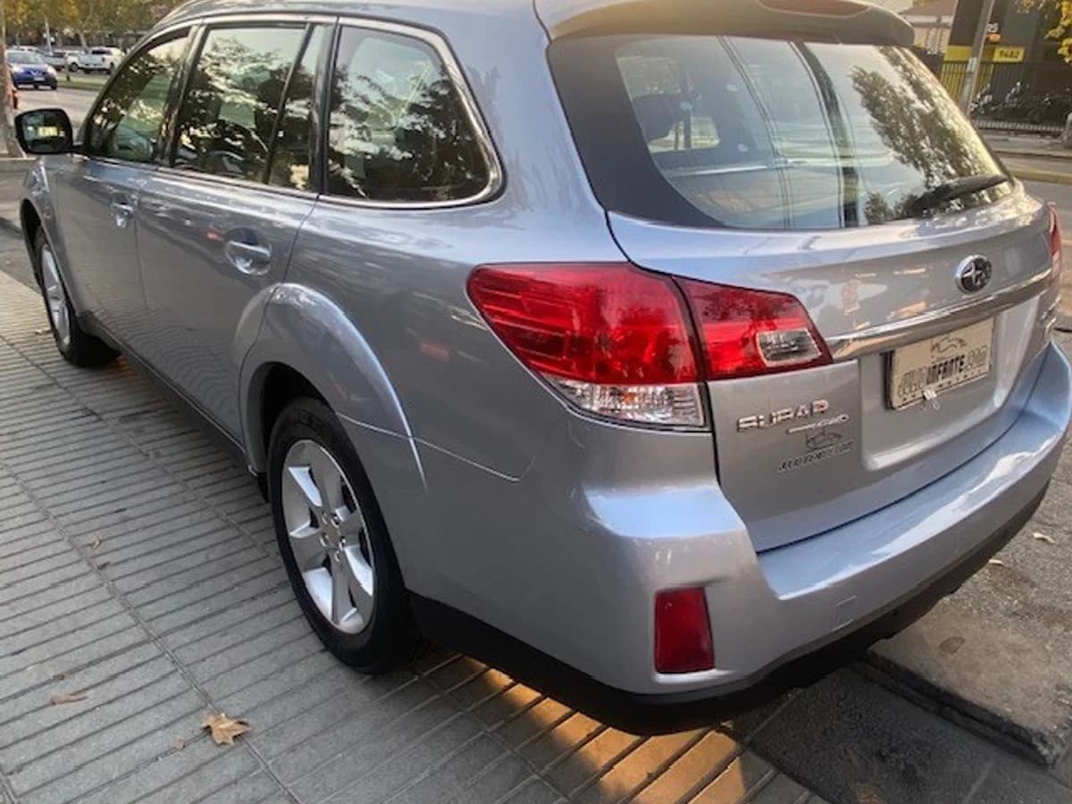 SUBARU OUTBACK XS AWD 2.0 Autom. 2015 - Imagen 8