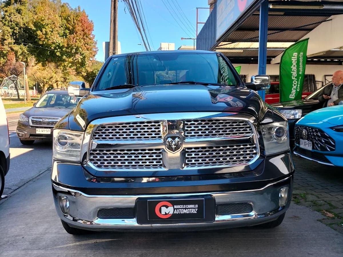Se vende camioneta Ram - Imagen 1