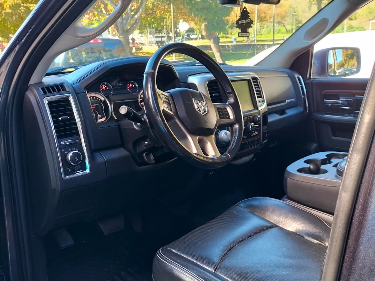 Se vende camioneta Ram - Imagen 5