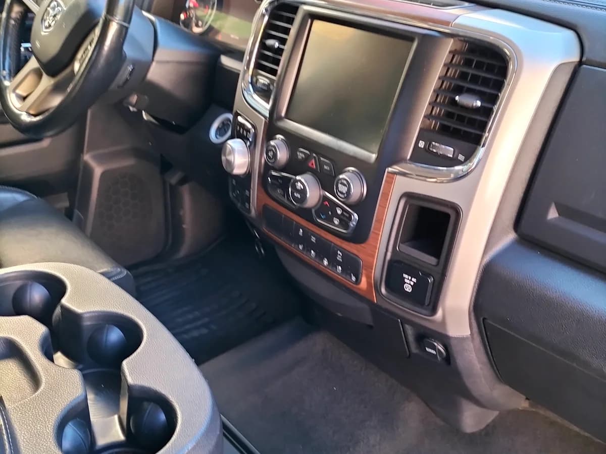 Se vende camioneta Ram - Imagen 10