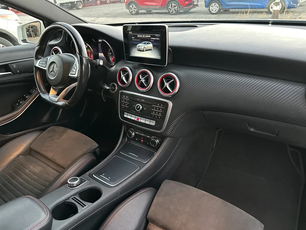 MERCEDES BENZ A200 2.1 CDI DCT AUT LOOK AMG DIESEL 2018 - Imagen 15