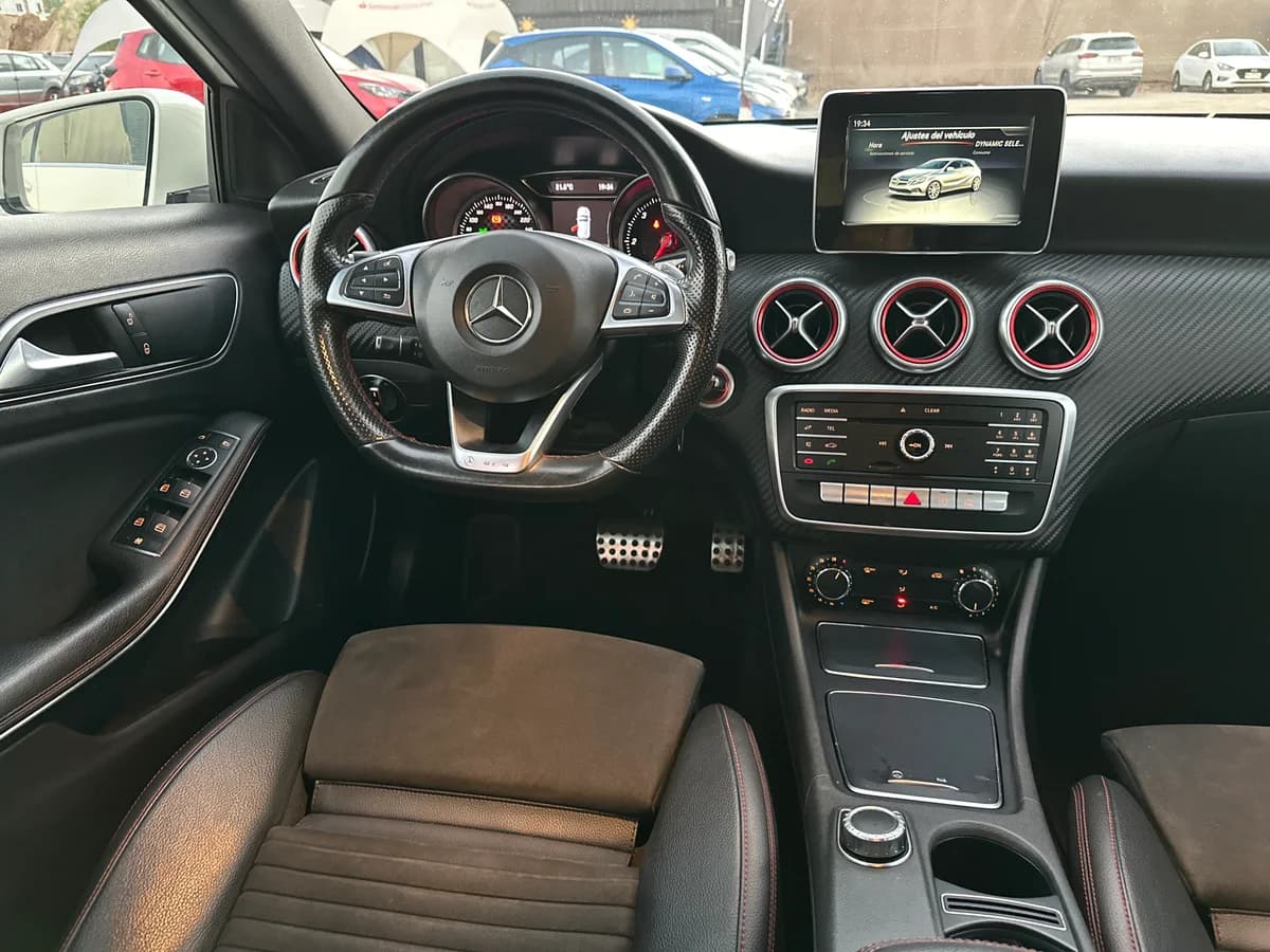 MERCEDES BENZ A200 2.1 CDI DCT AUT LOOK AMG DIESEL 2018 - Imagen 18