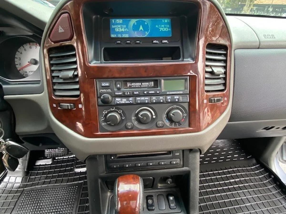 MITSUBISHI MONTERO 3.8 Bencina, Cuero 5ptas. 2007 - Imagen 29