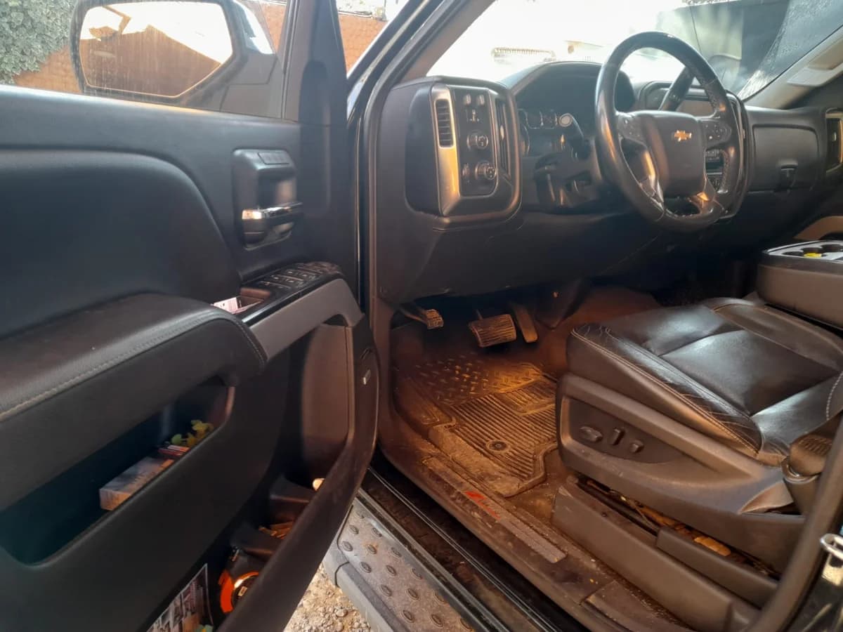 Chevrolet Silverado LTZ Z71 2018 - Imagen 10