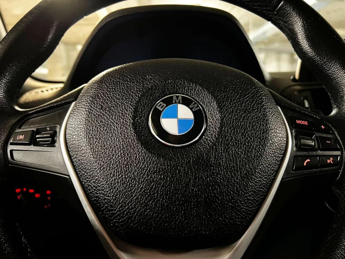 BMW 118 MILLENIAL 1.5 AT 2019 - Imagen 5