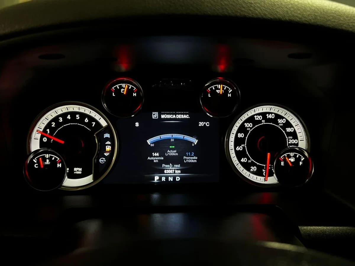 DODGE RAM 1500 3.6 SLT 4WD 2019 - Imagen 11