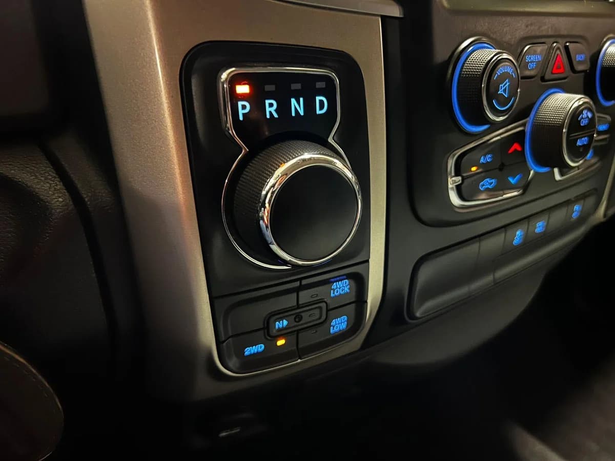 DODGE RAM 1500 3.6 SLT 4WD 2019 - Imagen 18