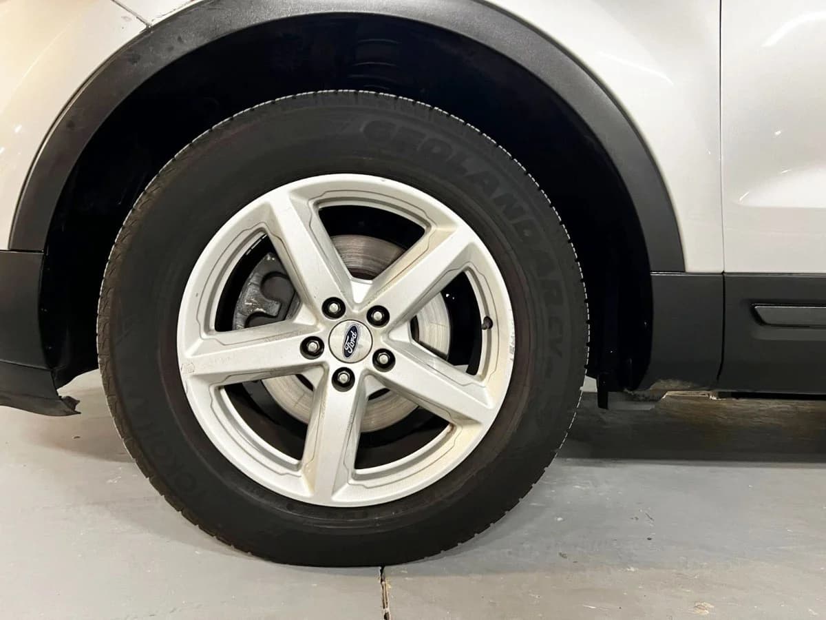 FORD EXPLORER ECOBOOST 2.3 2019 - Imagen 16