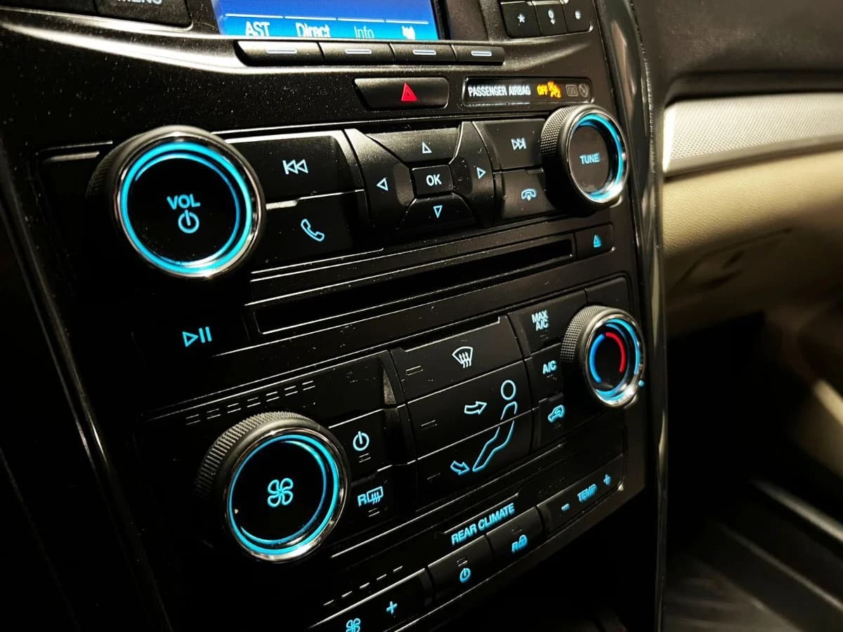 FORD EXPLORER ECOBOOST 2.3 2019 - Imagen 10