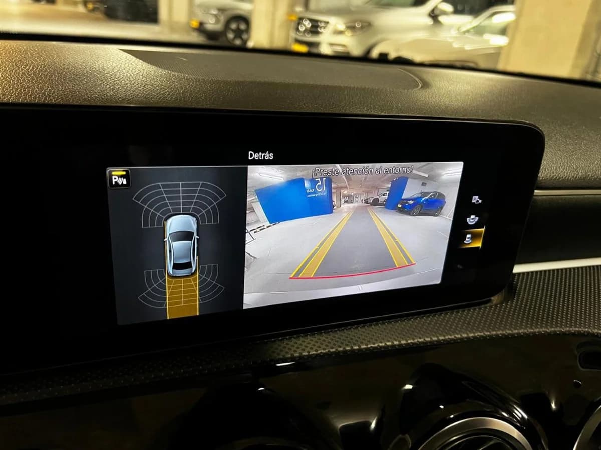 MERCEDES-BENZ A35 AMG 2023 - Imagen 14