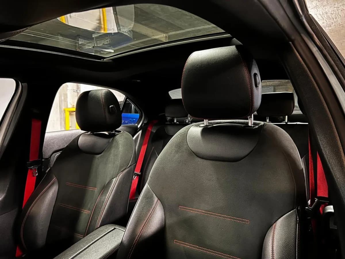 MERCEDES-BENZ A35 AMG 2023 - Imagen 22