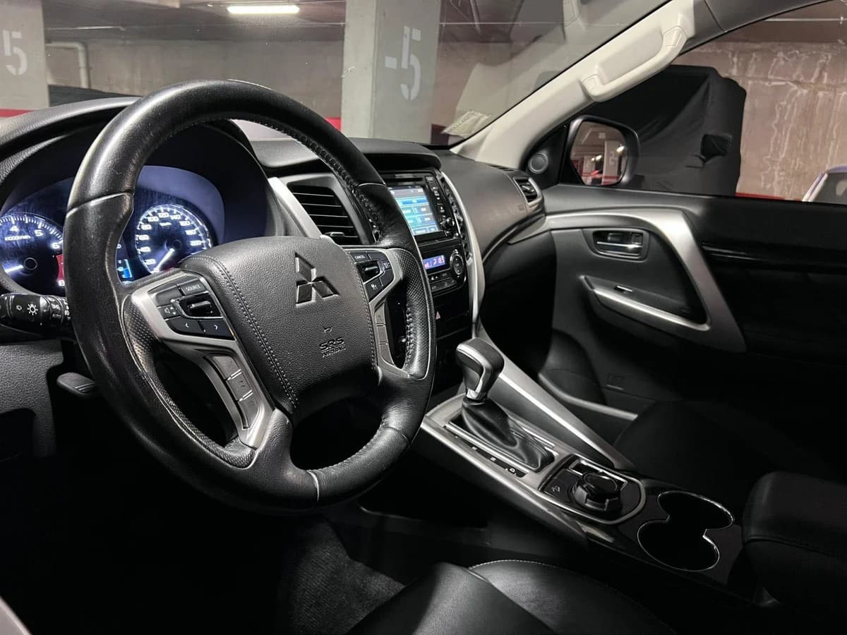 MITSUBISHI MONTERO SPORT 3.0 2018 - Imagen 21