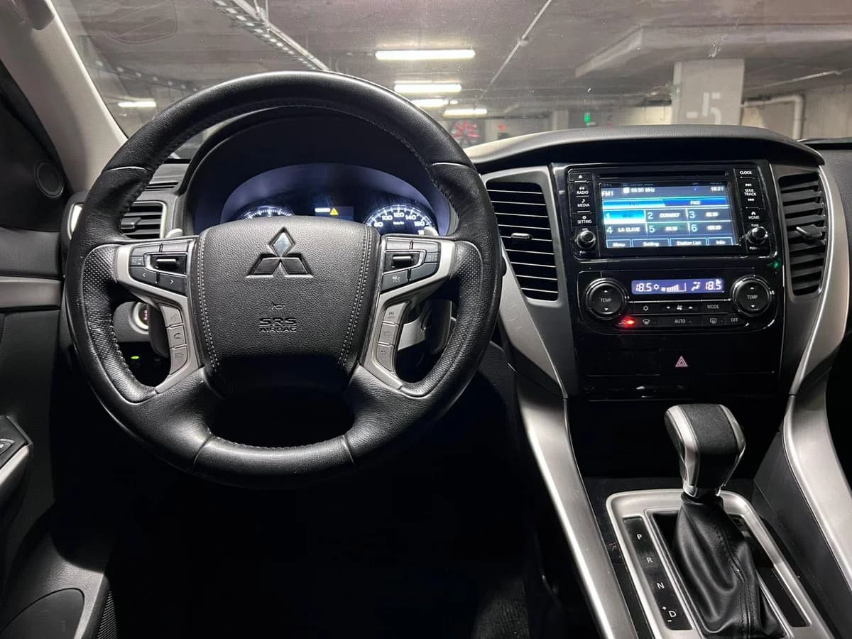 MITSUBISHI MONTERO SPORT 3.0 2018 - Imagen 23