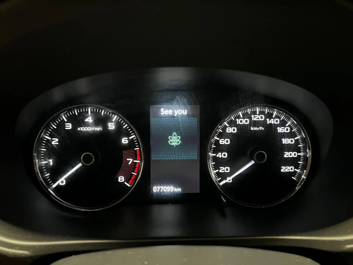 MITSUBISHI MONTERO SPORT 3.0 2018 - Imagen 6
