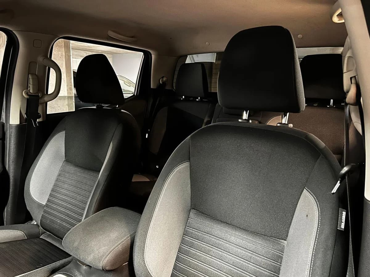 NISSAN NAVARA 2.3 MT 4X2 2022 - Imagen 13