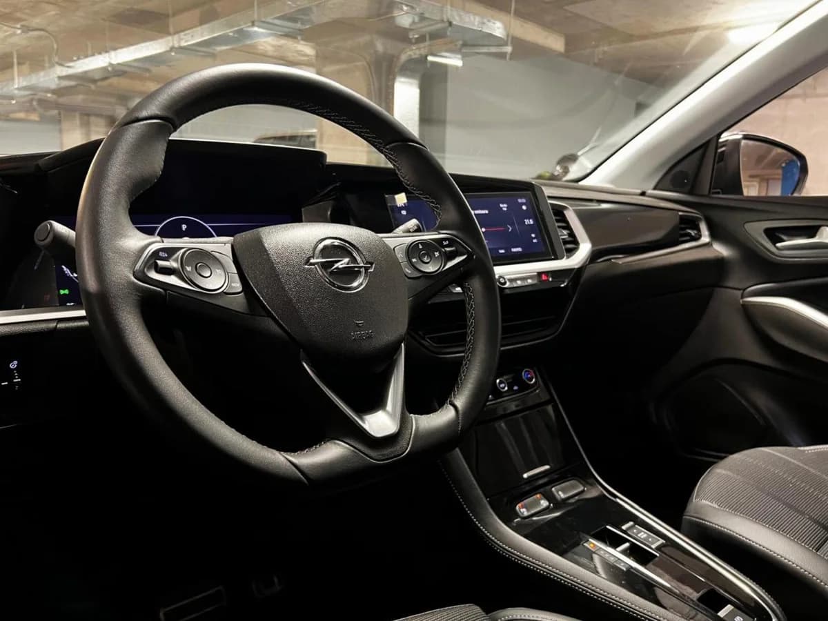 OPEL GRANDLAND 1.2 AT 2024 - Imagen 17