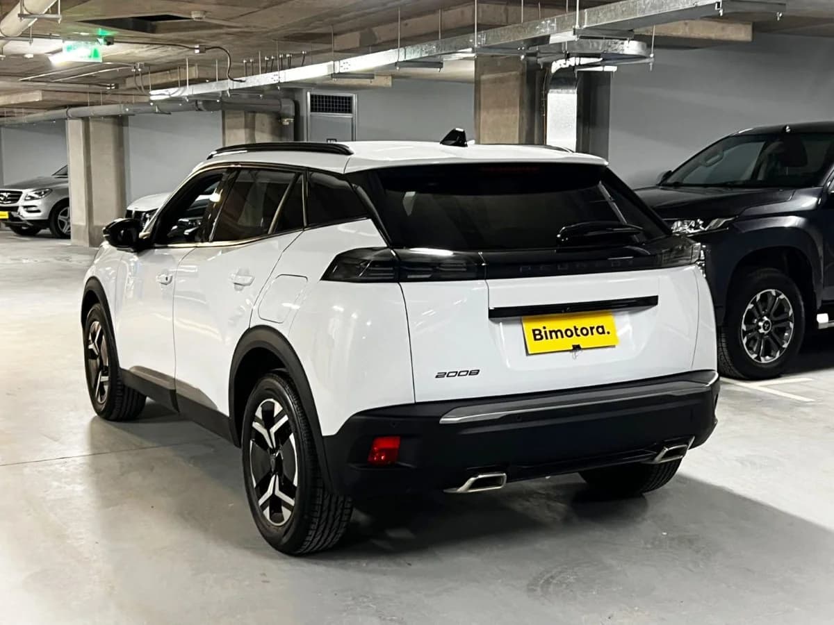 PEUGEOT 2008 1.2 AT 2025 - Imagen 11