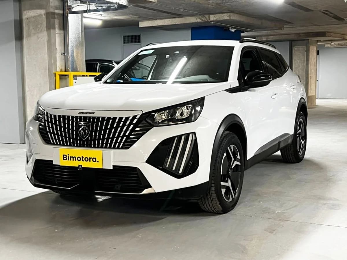 PEUGEOT 2008 ALLURE 130 1.2 AT 2024 - Imagen 1