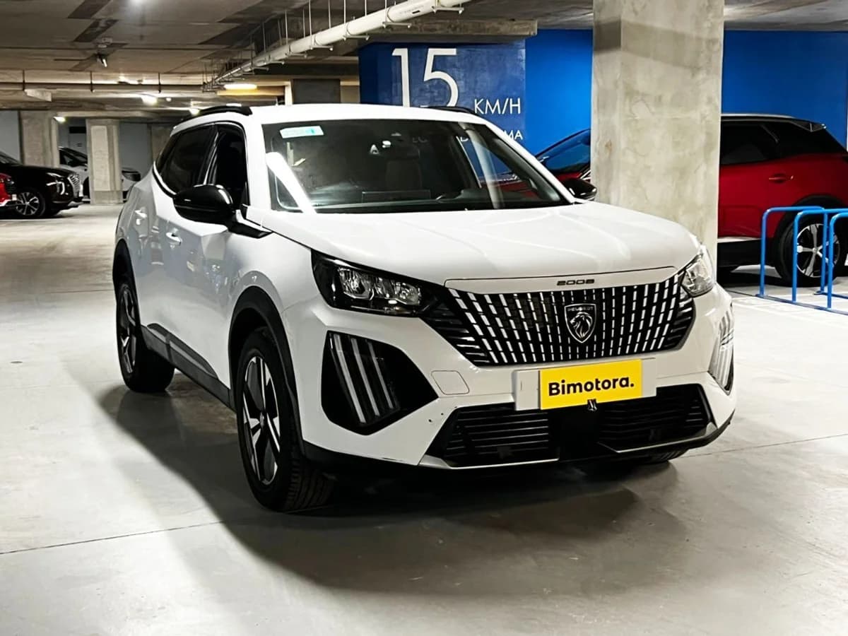 PEUGEOT 2008 ALLURE 130 1.2 AT 2024 - Imagen 6