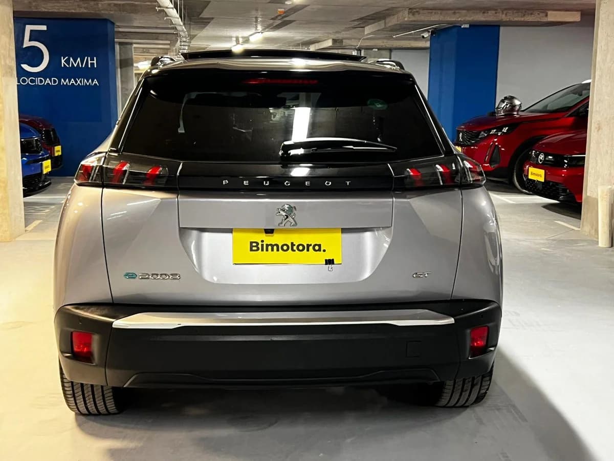 PEUGEOT 2008 GT 2022 - Imagen 11