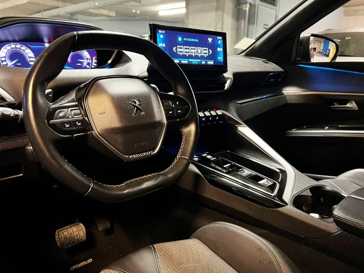 PEUGEOT 3008 ALLURE AT 2023 - Imagen 17