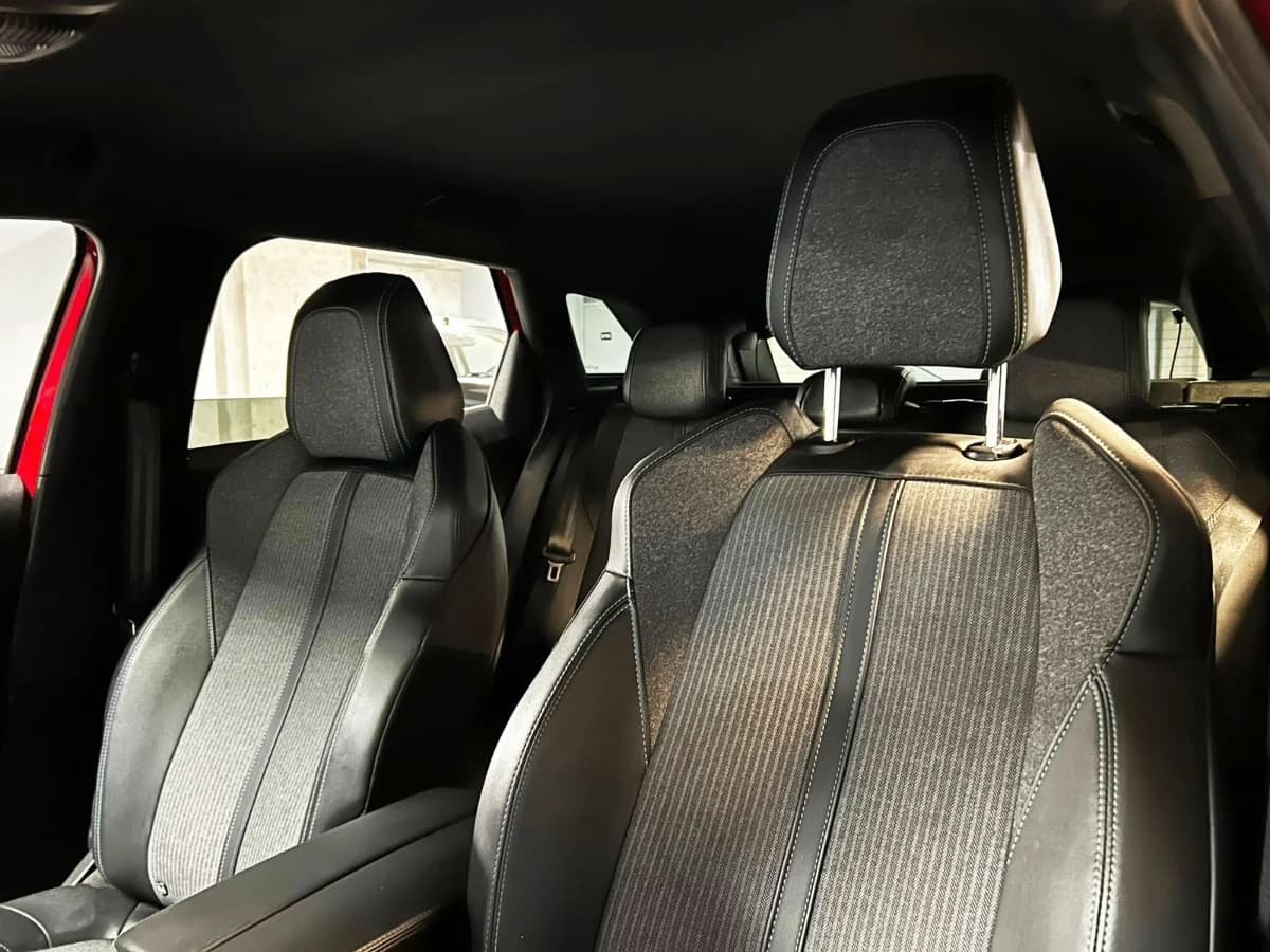 PEUGEOT 3008 ALLURE AT 2023 - Imagen 18