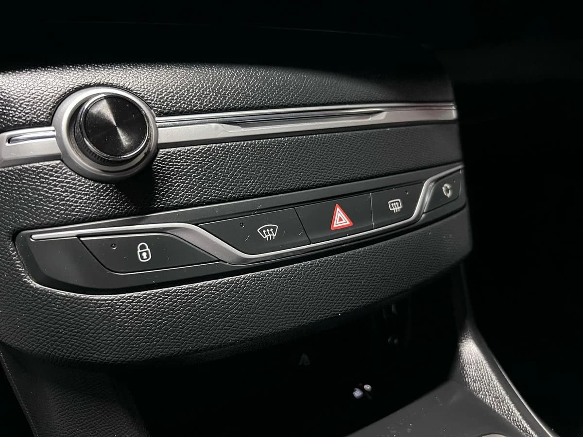 PEUGEOT 308 FELINE BLUE HDI 2016 - Imagen 5
