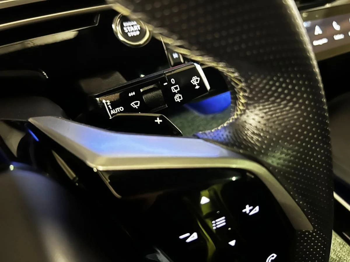 PEUGEOT 5008 MHEV HÍBRIDO 1.2 2025 - Imagen 4