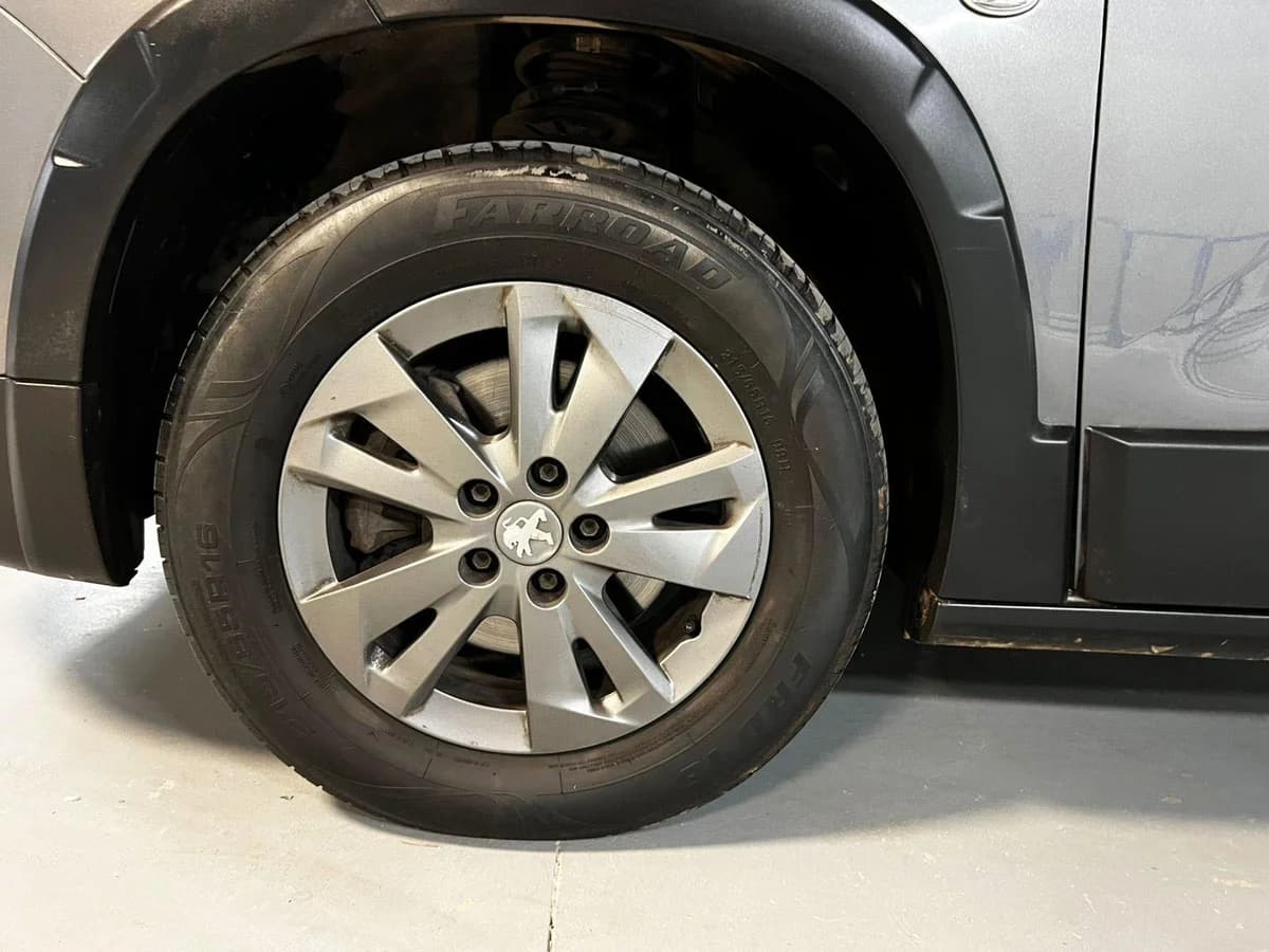 PEUGEOT RIFTER ALLURE 130 MT 2022 - Imagen 16