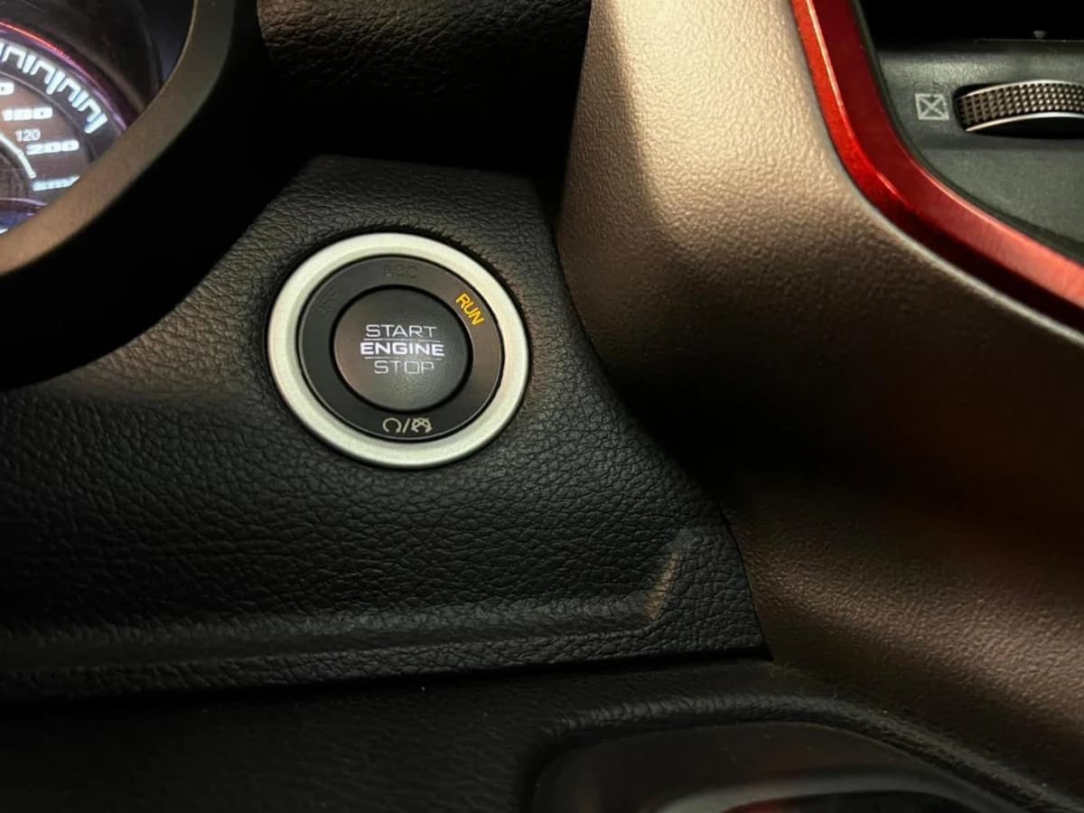 RAM 1500 REBEL 5.7 HEMI 2020 - Imagen 9