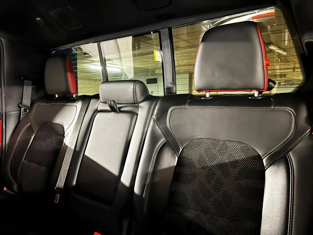 RAM 1500 REBEL 5.7 HEMI 2020 - Imagen 18